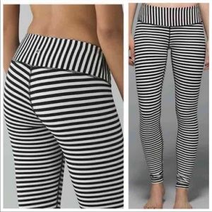 LULULEMON Rare Black White Wunder Under Parallel Stripe Leggings Women’s 8